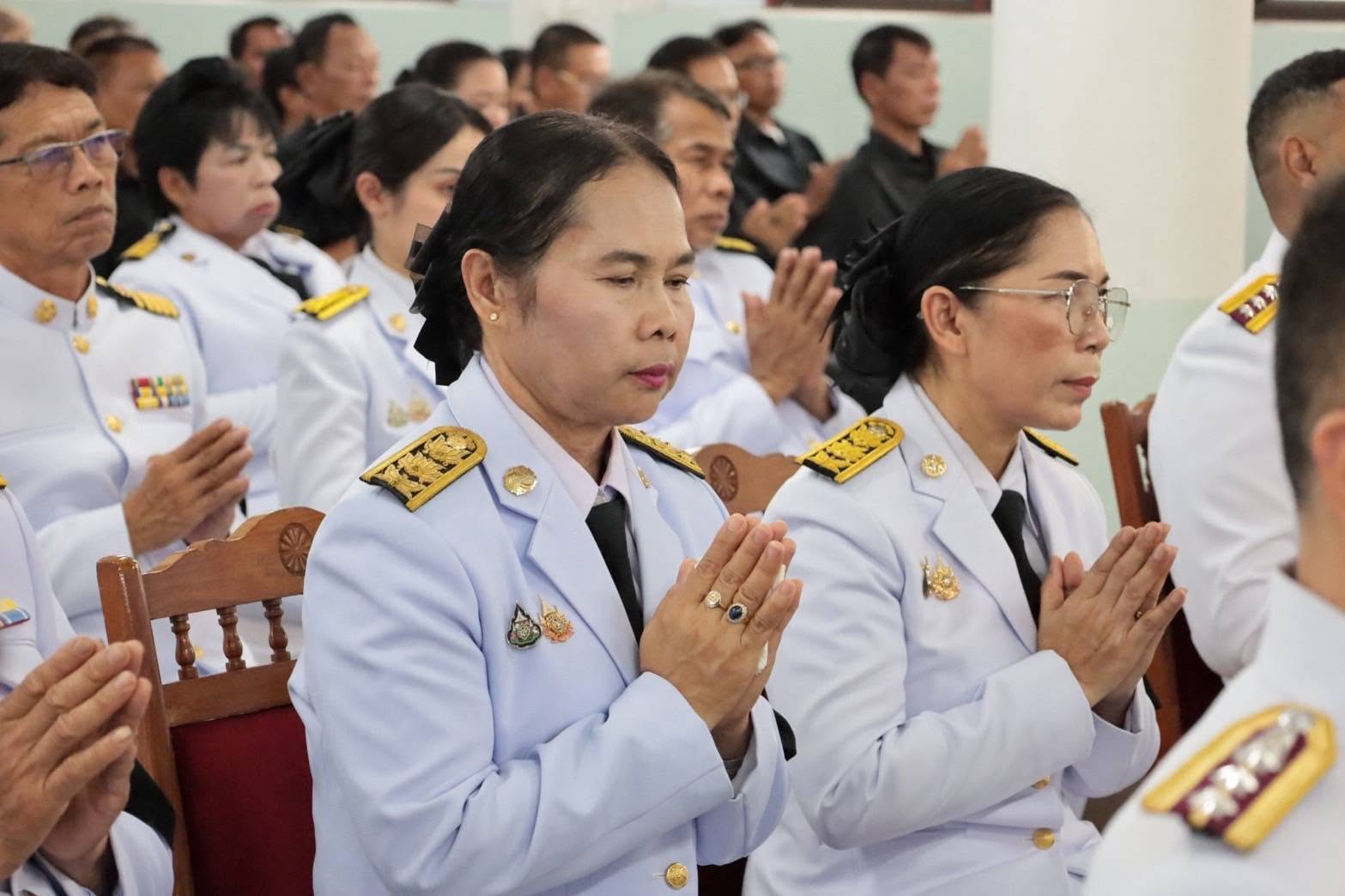 สำนักงานพัฒนาชุมชนอำเภอสามโคก เข้าร่วมพิธีบำเพ็ญกุศลสวดพระอภิธรรม เพื่ออุทิศถวายพระราชกุศลแด่ สมเด็จพระเจ้าลูกเธอเจ้าฟ้าพัชรกิติยาภานเรนทิราเทพยวดี กรมหลวงราชสาริณีสิริพัชร มหาวัชรราชธิดา